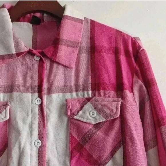 Plaid Print Drop Shoulder Flap Pocket Shirt - Picture 13 of 15